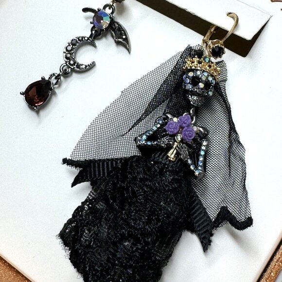 Betsey Johnson Bridal Skeleton Earrings With Moon & Bat Dangle - Picture 3 of 7